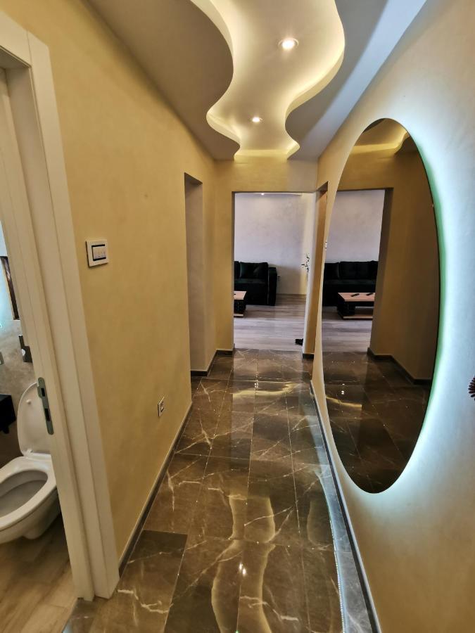 Brend New Luxurious Apartment In Downtown With Free Parking Nowy Sad Zewnętrze zdjęcie