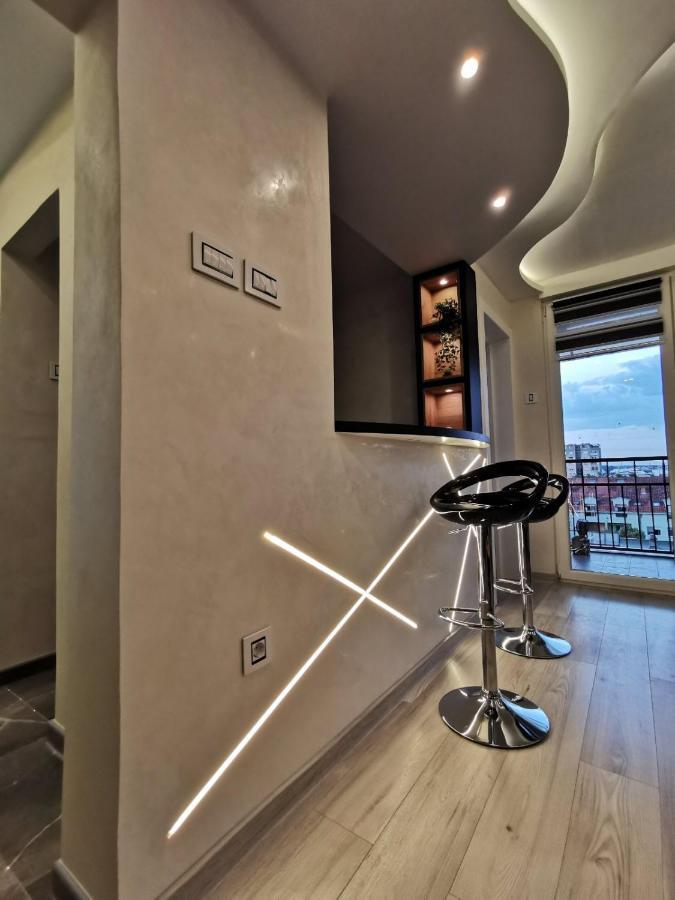 Brend New Luxurious Apartment In Downtown With Free Parking Nowy Sad Zewnętrze zdjęcie
